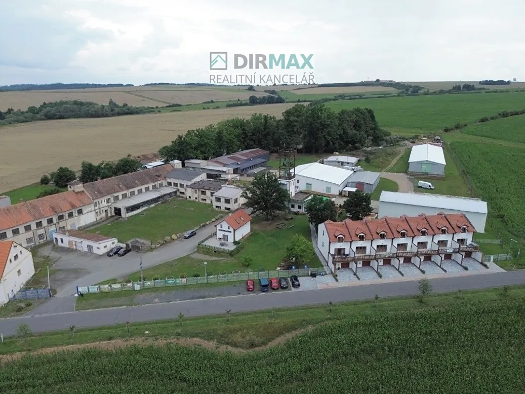 Pronájem skladového prostoru 100 m²